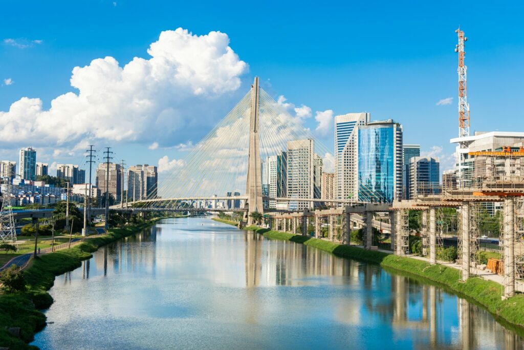 CBE: como declarar ao Banco Central seus bens e investimentos na Colômbia