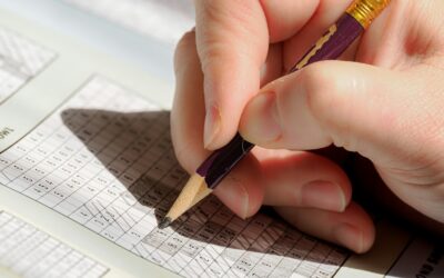 Formulario 210 vs 110: Which Colombian Tax Return Do You Actually File?