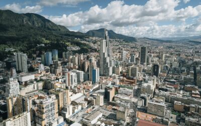 Investir na Colômbia sendo brasileiro: estruturas, impostos e roteiro para 2026